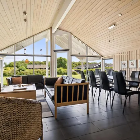 Edzard - 800m From The Sea By Interhome Feriehus