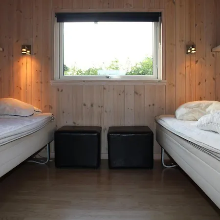 Edzard - 800m From The Sea By Interhome *