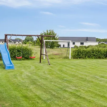 Edzard - 800m From The Sea By Interhome Nedre Lysabild