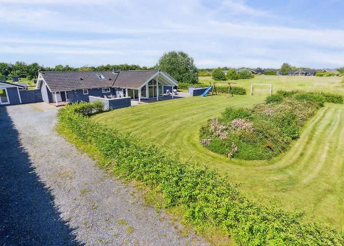 Edzard - 800m From The Sea By Interhome *